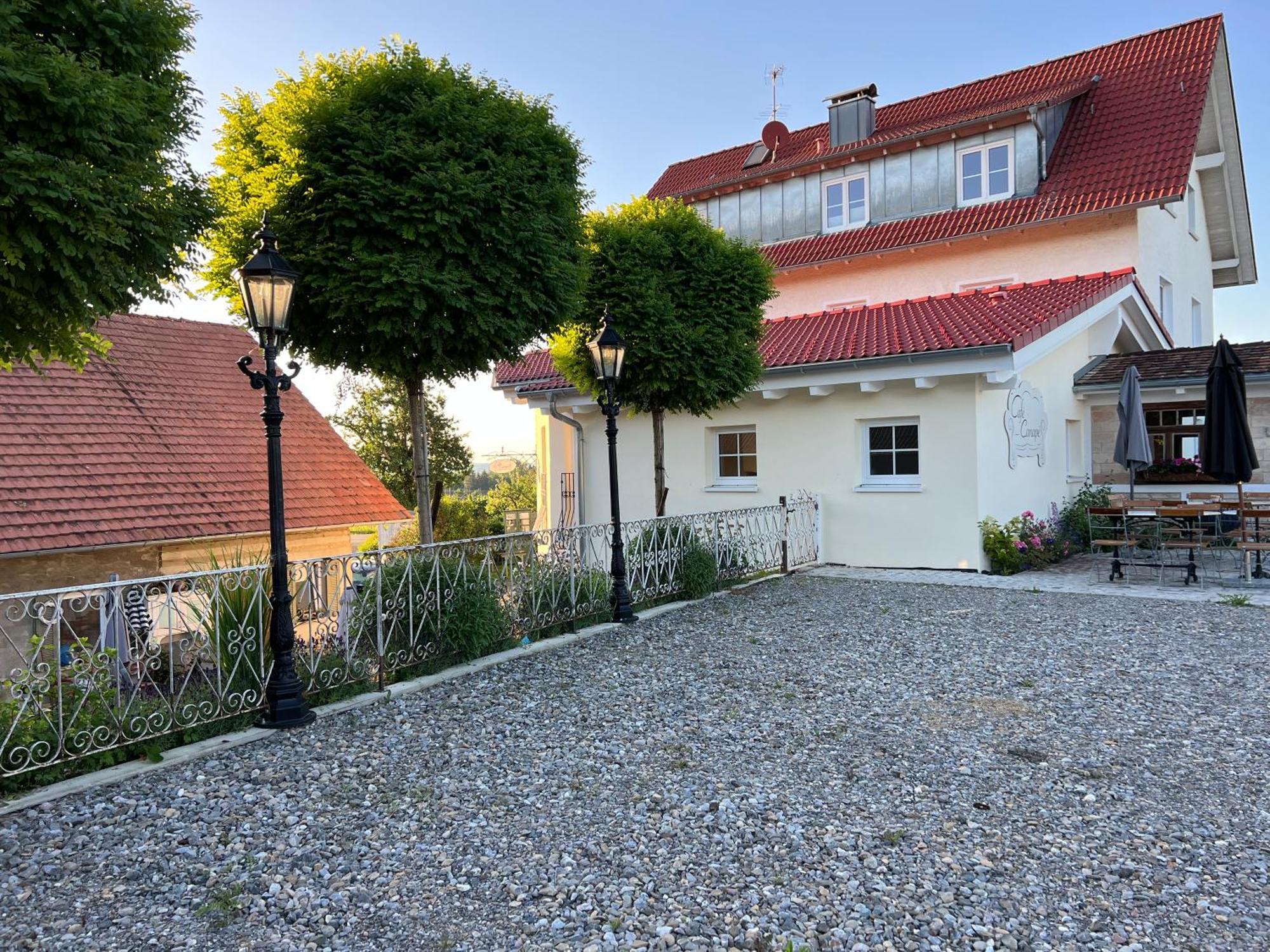 Cafe Canape, Wohlfuehlen Im Schoenen Hof Zwischen Ravensburg & Bodensee ภายนอก รูปภาพ